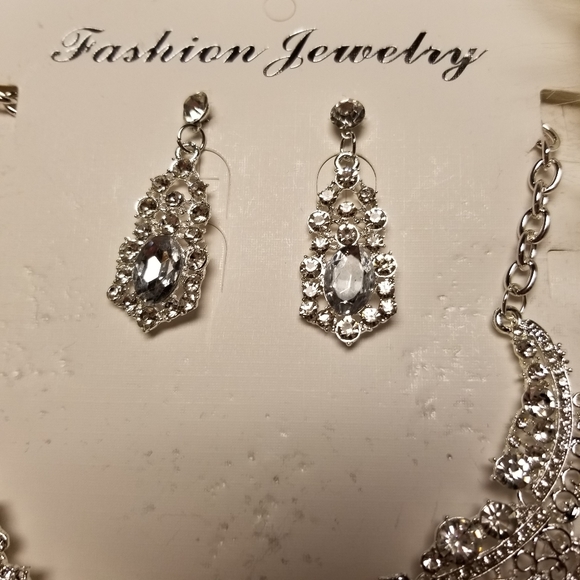 👏👏BACK IN STOCK!!!👏👏GORGEOUS statement 3PC set - Picture 4 of 12